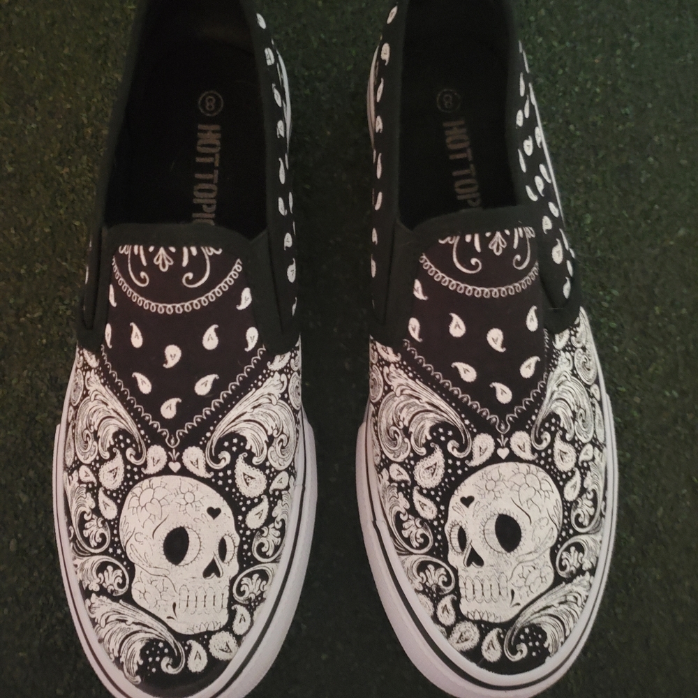Paisley Skull Slip-Ons